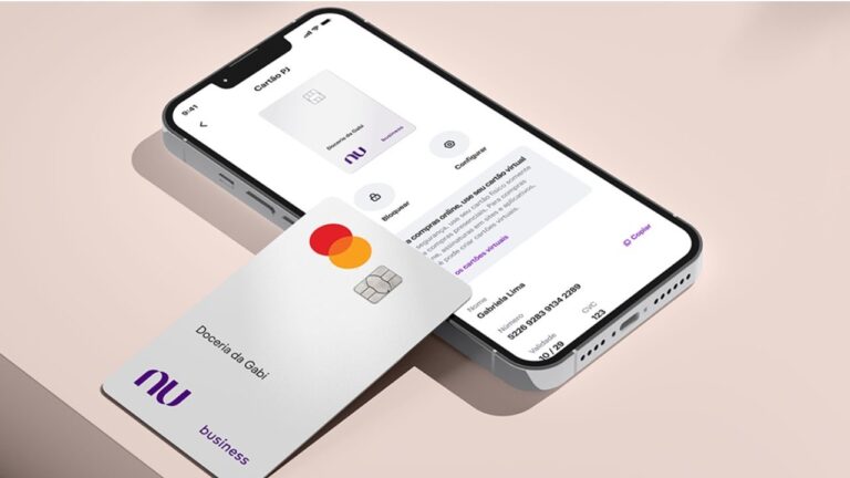 Cartão prateado do Nubank: veja como ter este cartão especial